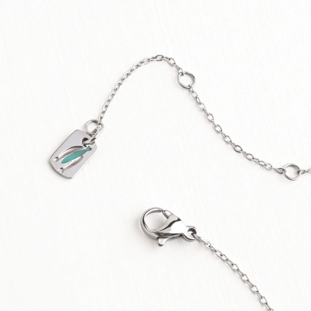 The Chosen Four-Sided Necklace Silver - Image 2