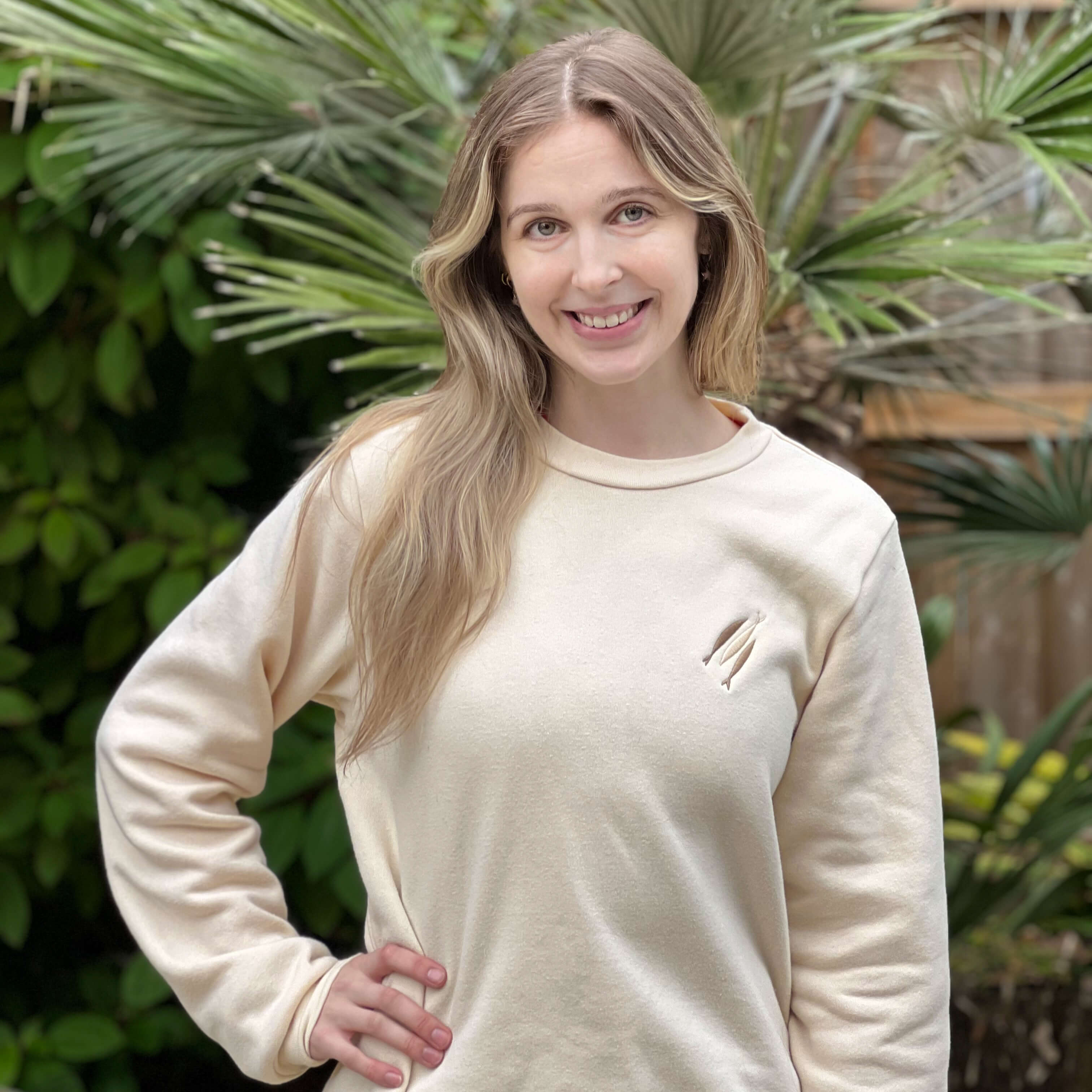 Three Fish Crewneck - Image 7